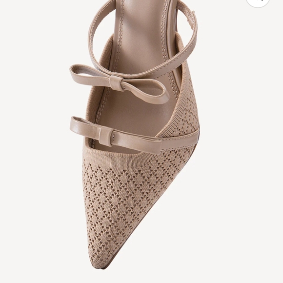 A beautiful Ankle Strap Buckle Stiletto Heeled Sandals - Picture 3 of 4